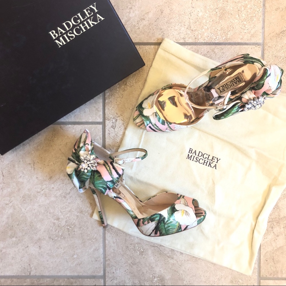 Badgley Mischka Samra Pink Floral Heels Size 8